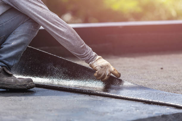 Professional Vapor Barrier Installation technician working in Freeport, NY